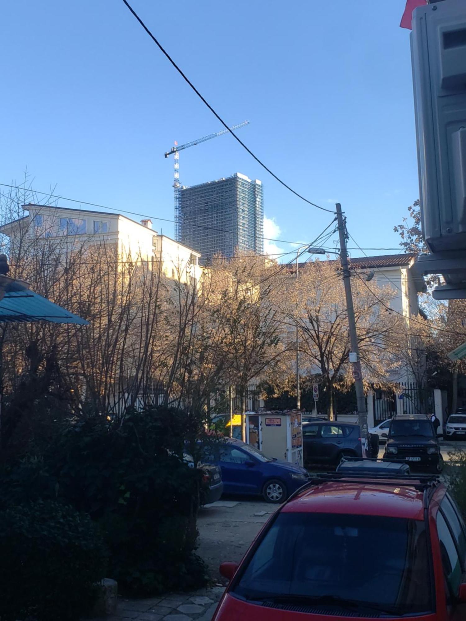 Hostel Oakland Тирана Екстер'єр фото